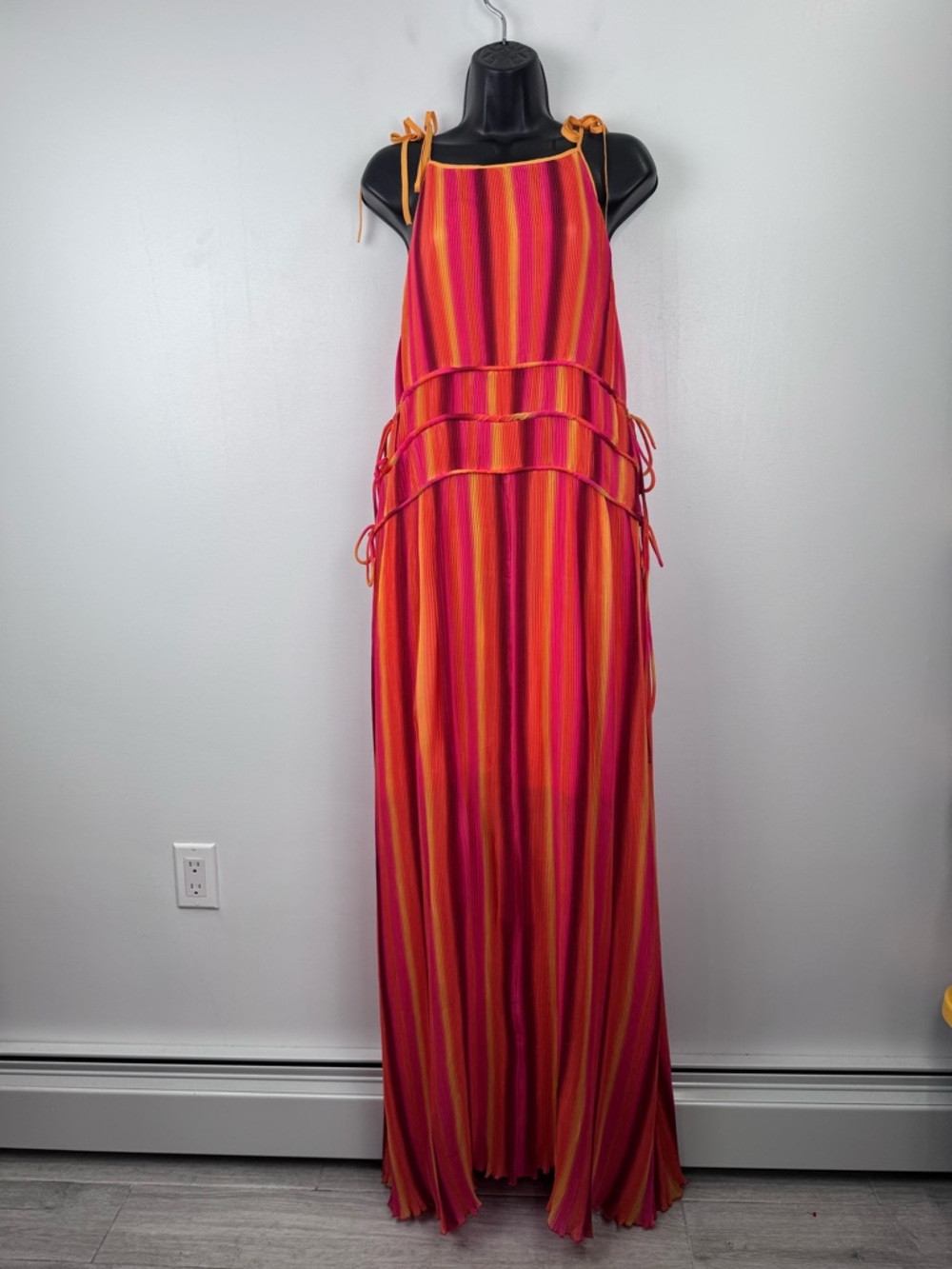 NWT‎ Anim Women Shawna Gradient Printed Maxi Dress Size Medium